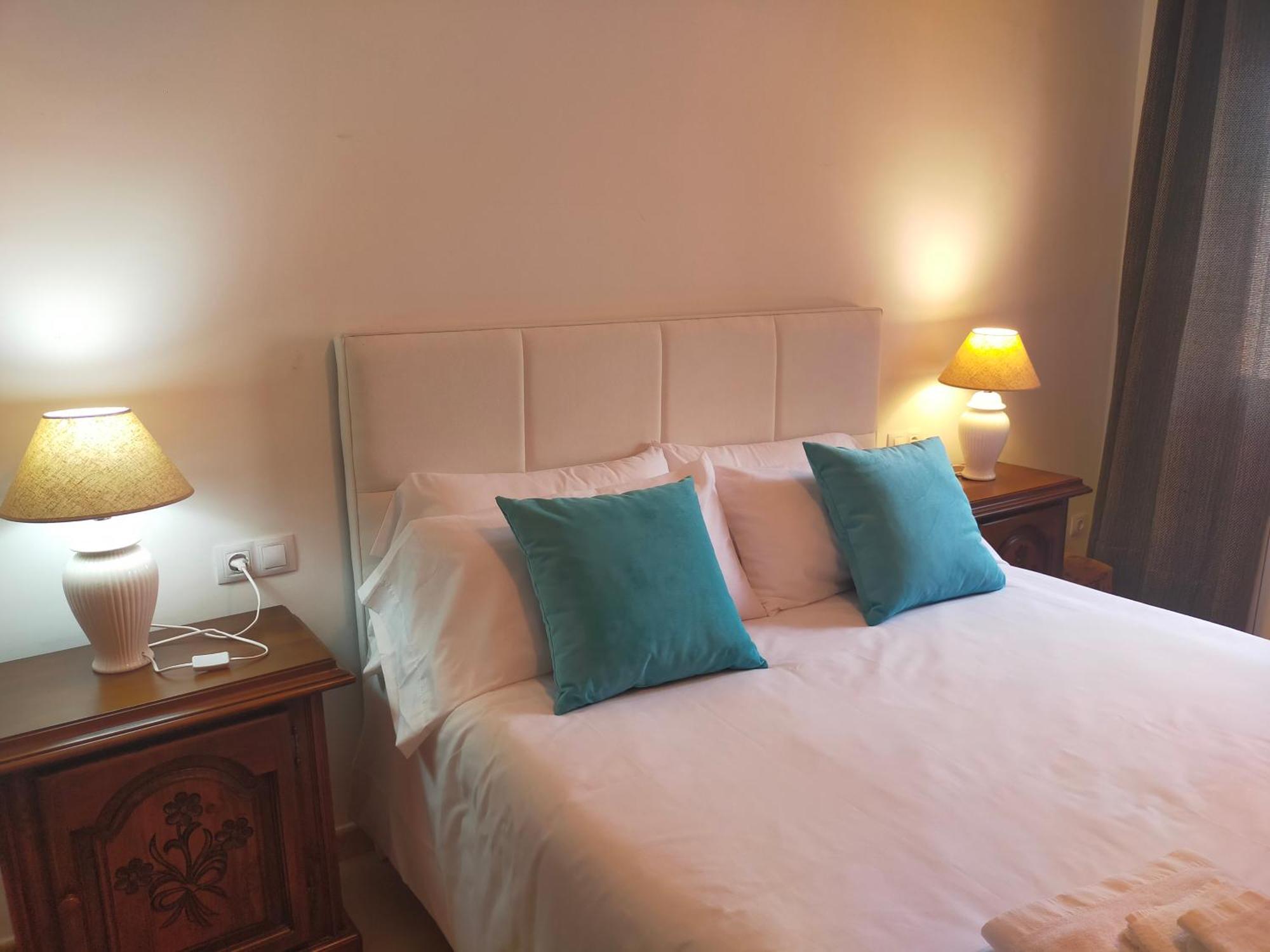 Can Planas Soleado, Amplio Con Vistas Y Parking Sant Joan de les Abadesses Luaran gambar